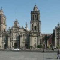 Mehiko katedrālē uzbrucējs mises laikā sadur priesteri