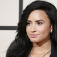 Demija Lovato par atbrīvošanu no narkotiku un alkohola atkarības