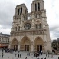 Parīzes Dievmātes katedrāles atjaunošanas darbu atsākšana atlikta uz 19.augustu