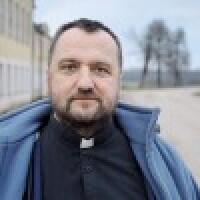 Priesteris Andrejs Mediņš: problēma nav vīruss, bet mūsu dzīvesveids
