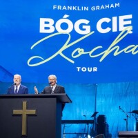 Vairāk nekā 13 000 piedalās evaņģelizācijas pasākumā Polijā