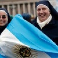 Katoļu baznīca Argentīnā ir gatava atteikties no valsts līdzekļiem