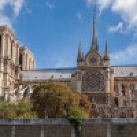 Parīzes Dievmātes katedrāles apkaimē sāk darbus svina aizvākšanai