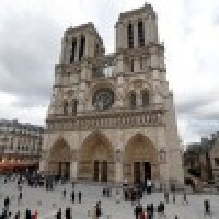 Novāktas Parīzes Dievmātes katedrāles ugunsgrēkā cietušās stalažas