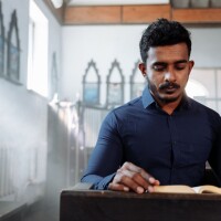 Dažviet Indijas draudzes sākušas izkārt brīdinājumus par ienākšanu baznīcās Dažviet Indijas draudzes sākušas izkārt brīdinājumus par ienākšanu baznīcās