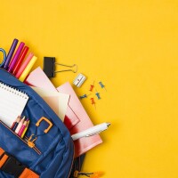 Palīdzi mīlestībā piepildīt skolas somu!