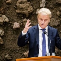 Konservatīvie Nīderlandē bloķē progresīvo priekšlikumus