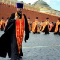 Patriarhs Kirils brīdina par viedtālruņu lietošanas bīstamību