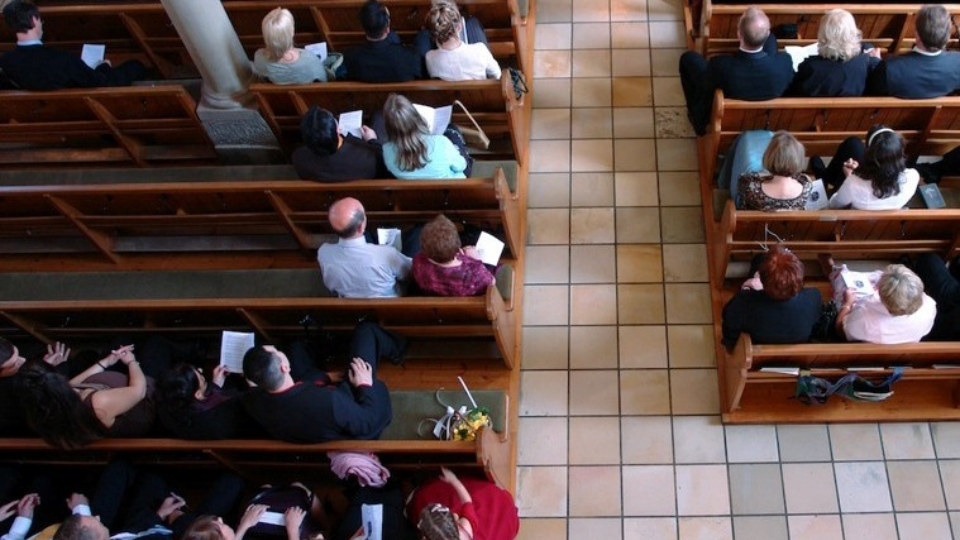 Atšķiras mācītāju un draudzes locekļu viedoklis par baznīcas uzdevumiem