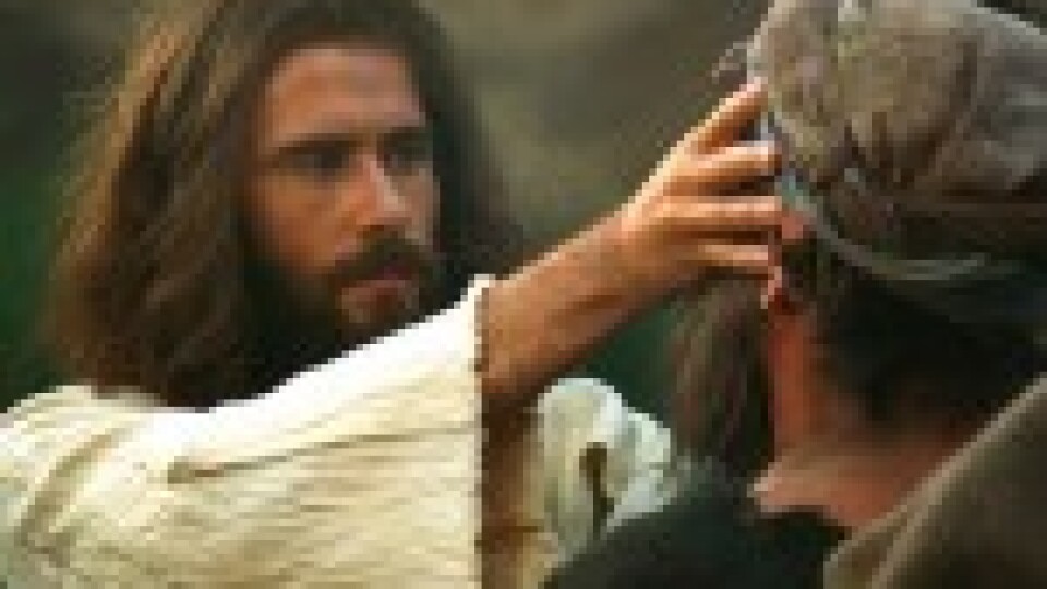 Lepras slimnieki Sudānā sāk ticēt Dievam pēc filmas “Jēzus”