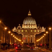Pētera baziliku Romā izgaismos video projekcijas par apustuli Pēteri