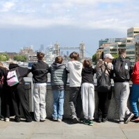 Pētījums izgaismo Apvienotās Karalistes jauniešu piederības sajūtu grāvējus un uzlabotājus