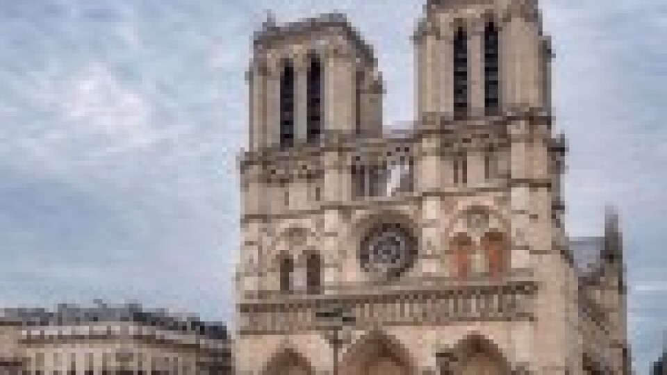 Francijā pieņemts likums par Parīzes Dievmātes katedrāles jumta atjaunošanu