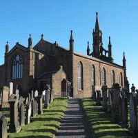 Skotijas baznīca pārdod vairāk nekā simts savus īpašumus