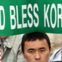 Aicina lūgt par mieru Korejas pussalā 