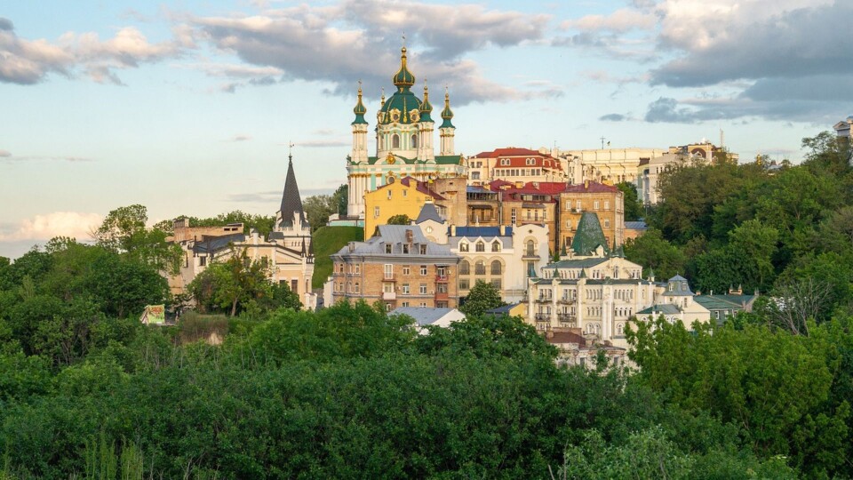 Maskavas patriarhāta Ukrainas pareizticīgo metropolītam atņem Ukrainas pilsonību