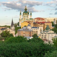 Maskavas patriarhāta Ukrainas pareizticīgo metropolītam atņem Ukrainas pilsonību