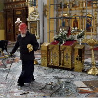 Krievu garīdznieki liedz ukraiņiem lūgties baznīcā okupētajā teritorijā