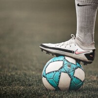 Premjerlīgas futbolists stāsta, ka ticība palīdzējusi pārvarēt traumas
