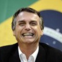 Brazīlijas prezidenta vēlēšanu pirmajā kārtā uzvar kristiešu atbalstītais Bolsonaru