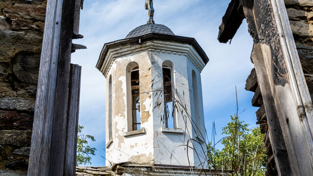 Krievijas raķešu uzbrukumā Ukrainā iznīcināta baznīca