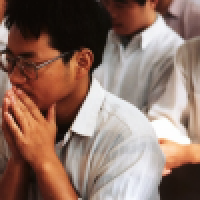 Ķīnas provinces slimnīcās aizliedz lūgt Dievu