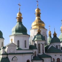 Moldovā arvien vairāk pareizticīgo iebilst pret Maskavas patriarhātu