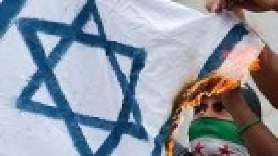 Pētījums: Trešdaļa ES ebreju antisemītisma dēļ apsver iespēju emigrēt