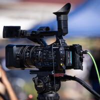 Nika Vujačiča stāsts par sāpēm un sērām paralēli globālajām tūrēm uzņemts dokumentālā filmā