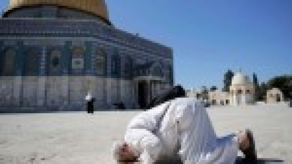 Izraēla vēlas aizliegt musulmaņu lūgšanu zvanu