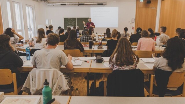 Kristīgā universitāte Vācijā sāk izglītot skolu pedagogus