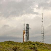 Artemis astronauts dalās ar ticību pēc atgriešanās mājās