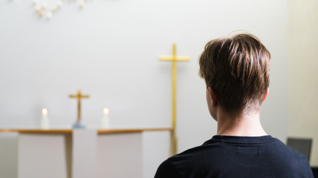 Jauni vīrieši Somijā pievēršas kristietībai