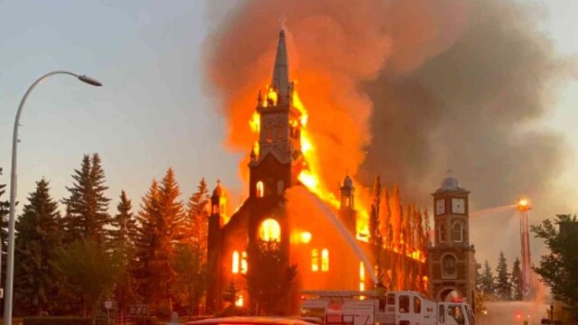 Pēdējo divu gadu laikā Kanādā nodedzinātas teju 100 baznīcas