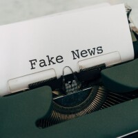 ASV likumdevēji prasa paskaidrot Dienvidorejas jauno “viltus ziņu” likumu ASV likumdevēji prasa paskaidrot Dienvidorejas jauno “viltus ziņu” likumu